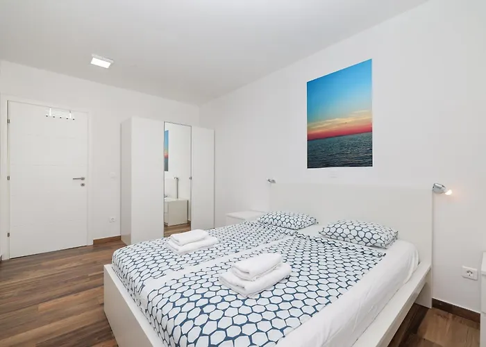 Miri * Privlaka (Zadar)